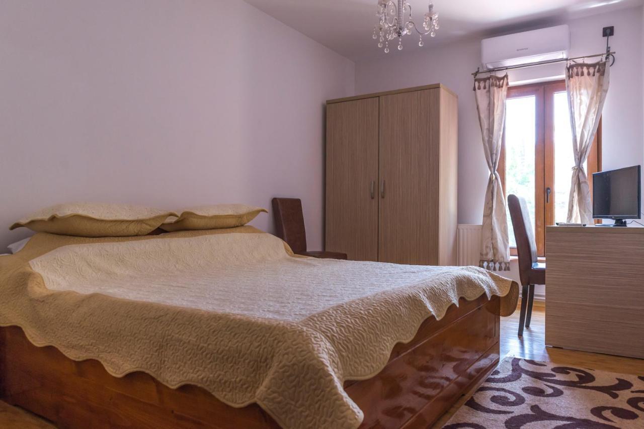 Hotel Foisor Bukarest Eksteriør billede